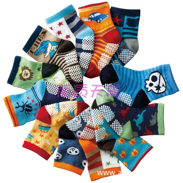 Kopen 24 stks = 12 pairs Kinderen Sokken Baby beer Jongen Meisje Toevallige Winter Meias Infantil Baby Slippers Anti Slip Sokken vloer Kinderen Sokken