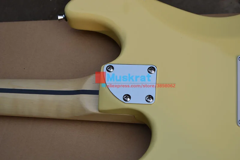 Электрическая гитара молочного желтого цвета канавки 6 струн гитара дать как подарок рюкзак набрать ломтик