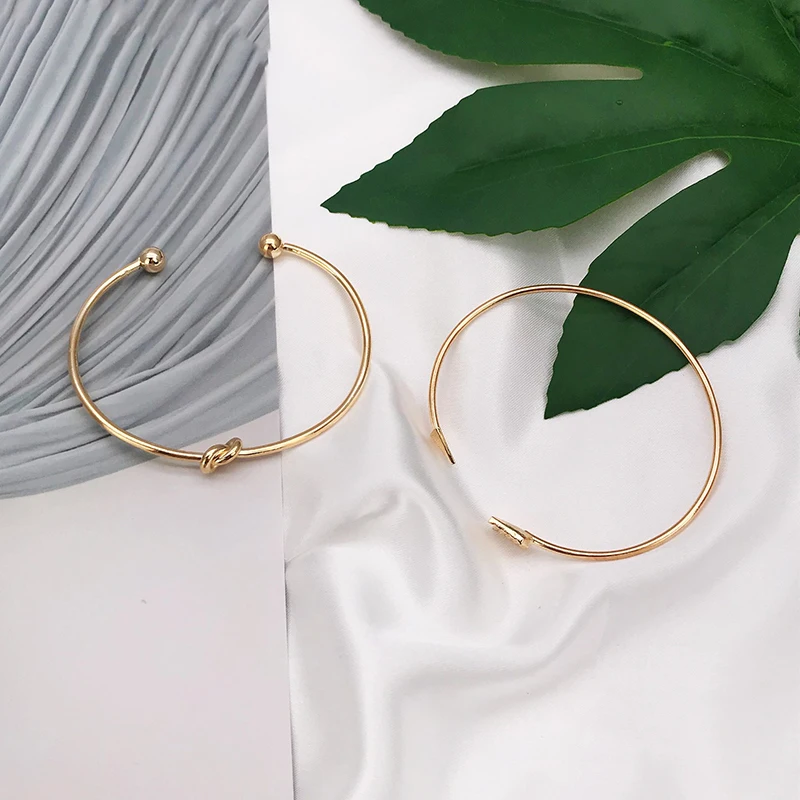 Hot 2PCS/Set Girls Minimalist Gold color Arrow Knotted Opening bracelets for Women Fashion Bangle for girls