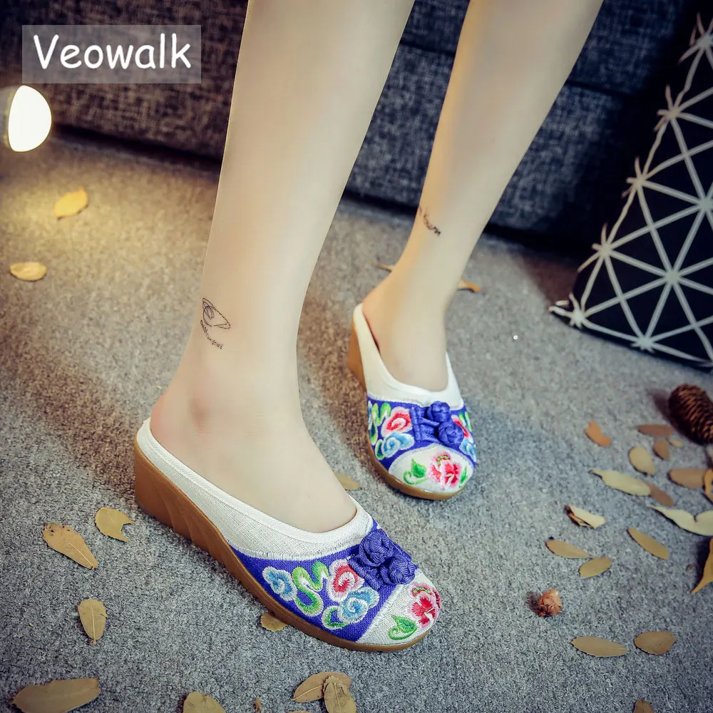 

Veowalk Flower Embroidered Women Canvas Wedge Slides Slippers Woman Slip-on Platform Summer Platforms Shoes Zapatos Mujer