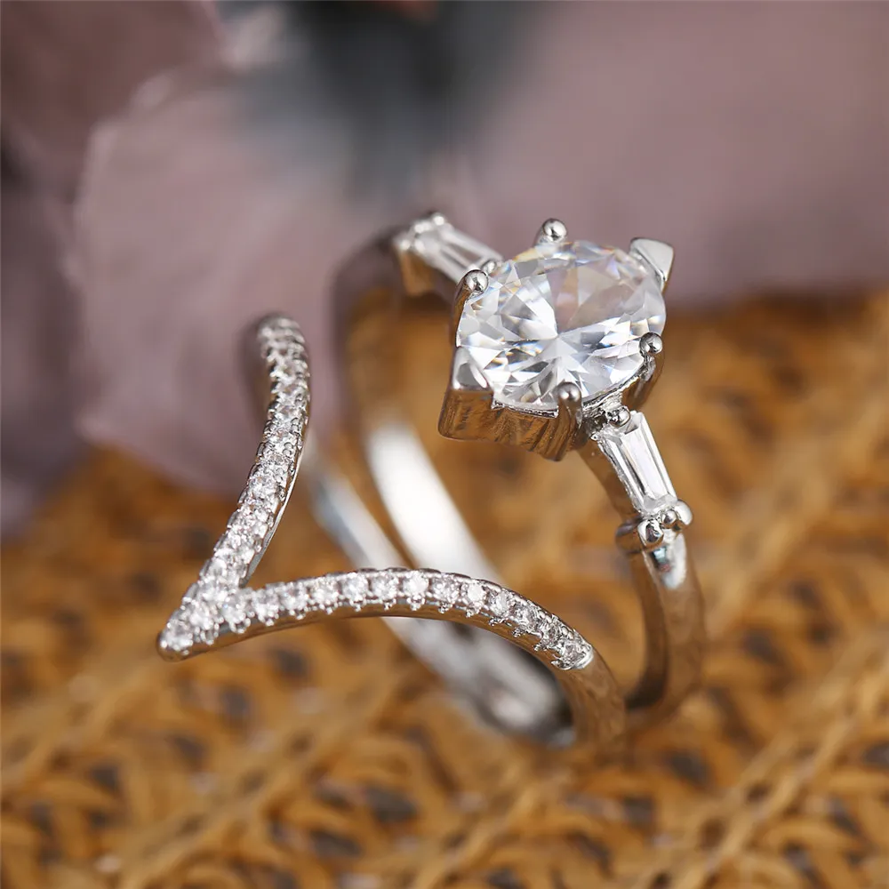 17KM New Design Engagement Wedding Rings For Women Fashion Cubic Zirconia Geometric Rings Female Bijoux Statement 