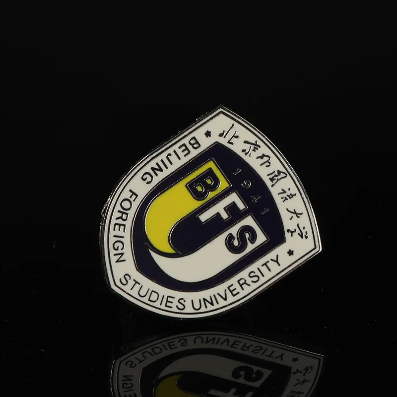 

Supply metal badge school badge pattern custom paint badge