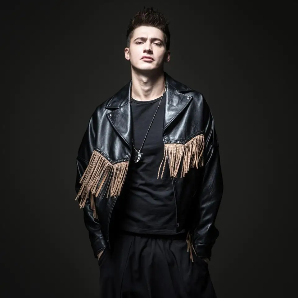 jaqueta brilhosa masculina