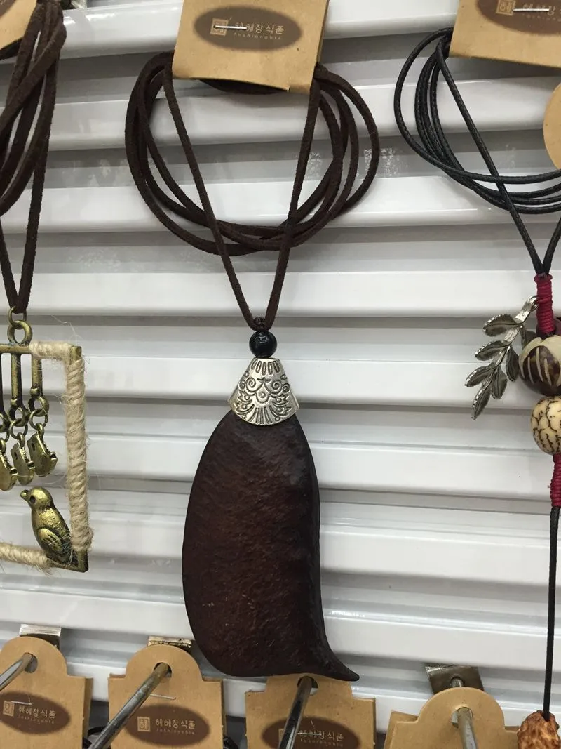 Женское длинное ожерелье, винтажное ожерелье, ювелирное изделие, массивные ожерелья, подвески из сплава, деревянная подвеска, ожерелье, колье, ожерелье