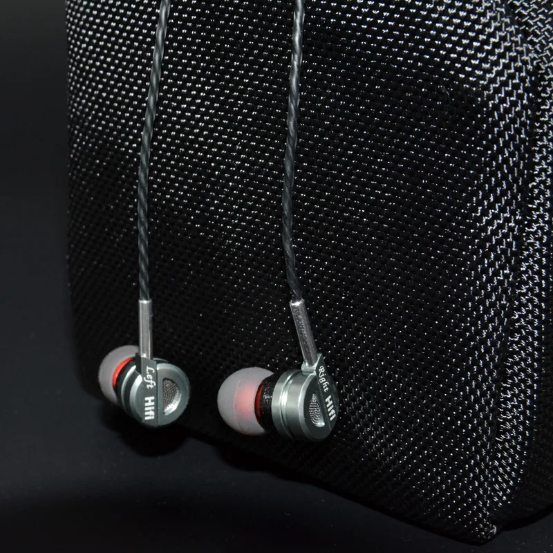 earbuds
