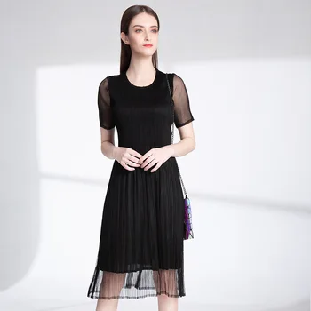 

2019 New Women's Summer Short-sleeved Mesh Dress Women's Long Section Fashion Waist Was Thin Korean Black Dress Plus Size