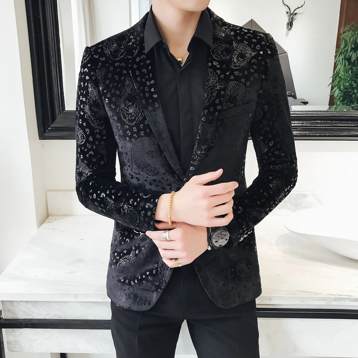  Black Velvet Flower Blazer Men Luxury Business Casual 2018 New Blazer Hombre Suit Jacket Men Plus S - 32895198820