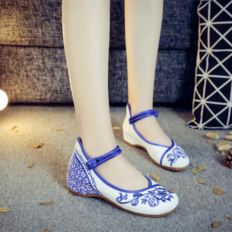 

Blue Flowers Embroidered Women's Canvas Ballet Flats Vintage Chinese Traditional Ladies Casual Ankle Strap Cotton Dance Shoes
