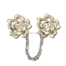 MZC 2016 New Design Double White Rose Flower Broches Female Rhinestone Jewelry Party Dress Link Chain Broach Corsage X1392