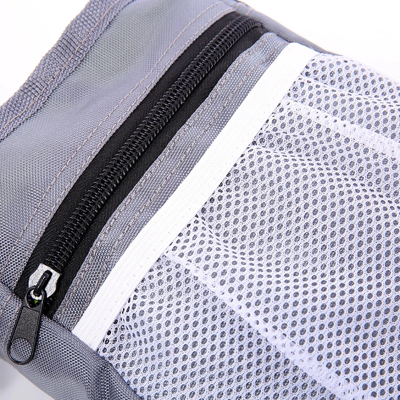 Benepaw Dog Treat Bag With Built-in Poop Bag Dispenser Handsfree Pet Dog Training Pouch Adjustable Strap for Walking Running