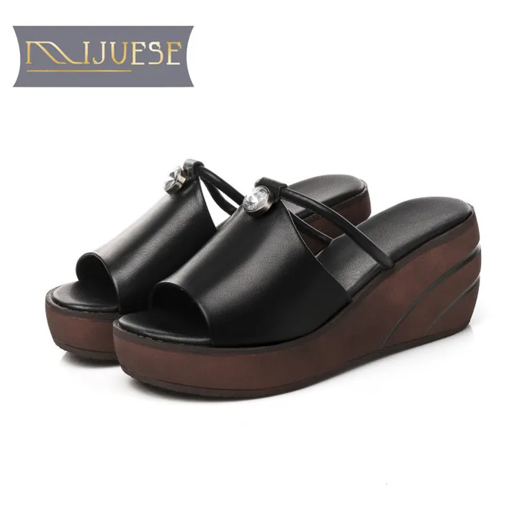 

MLJUESE 2018 women slippers cow leather open toe crystal white color platform wedges sandals beaches sandals party