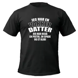 Лидер продаж модная мужская футболка ОГЭ Хар En Vakker Datter En пистолет, en Spade Og Et футболка alibi Norsk Norge 100% хлопок