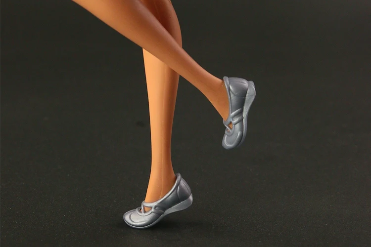 Doll Shoes Doll Accessories 10 pair / lot Fashion Gray Dance Shoes For Barbie Doll 3 Style Shoes