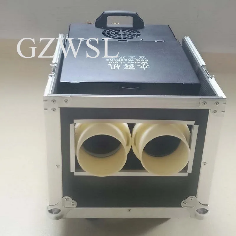 

2000W Water Fog Machine With Double Hoses and Remote Controll