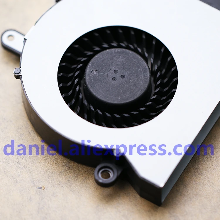 Ноутбук Delta BSC0905HD 01 DGY 5 в 0 80 а 9 см со встроенным охлаждающим турбинным