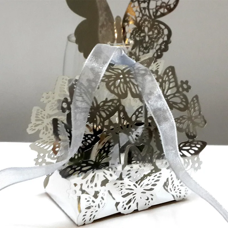 50/100 шт Бабочка лазер с вырезами драже конфеты в подарочной коробке свадебные декорации свадебный подарок Коробки торт шоколадный коробка с лентой - Цвет: silver hollow