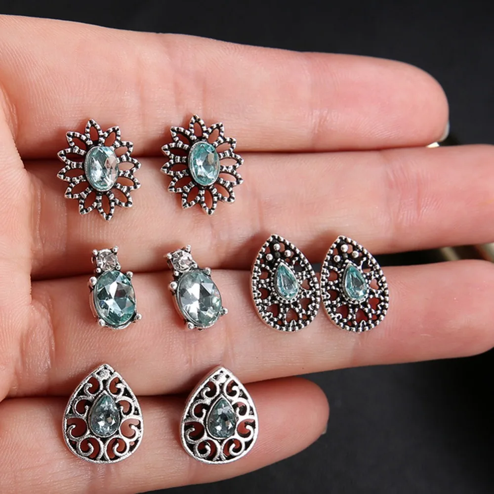 4pairs / lot Vintage Crystal Stud Earring for Women Retro Green