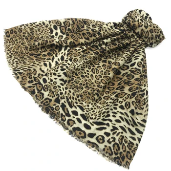 

Brand Fashion Leopard Printed Scarf Women Tassel Viscose Shawl And Wraps High Quality Printing Hijab Scarves Long Head Scarf