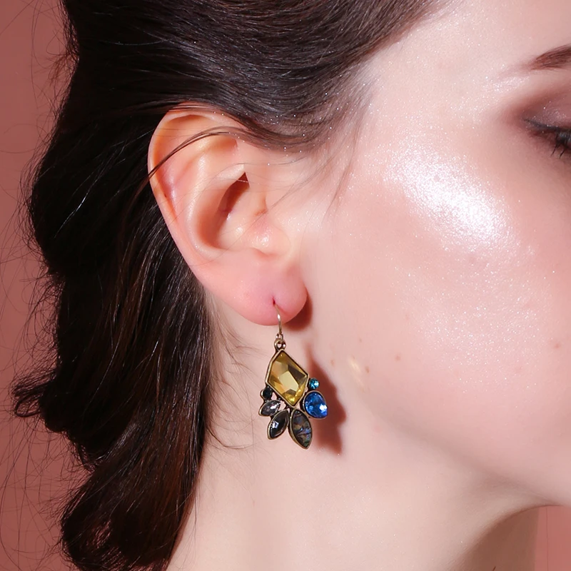 

Resin Zinc Alloy 2014 New Arrival Women Hot Sale Shiny Resin Stone Vintage Short Drop Earring Wholesale