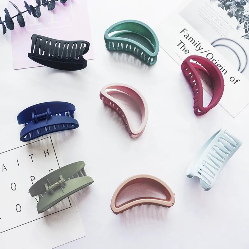 

1Pc New Elegant Acrylic Hairpins Colorful Clamp Hollow Out Hair Claw Clips Hair Styling Accessories For Women