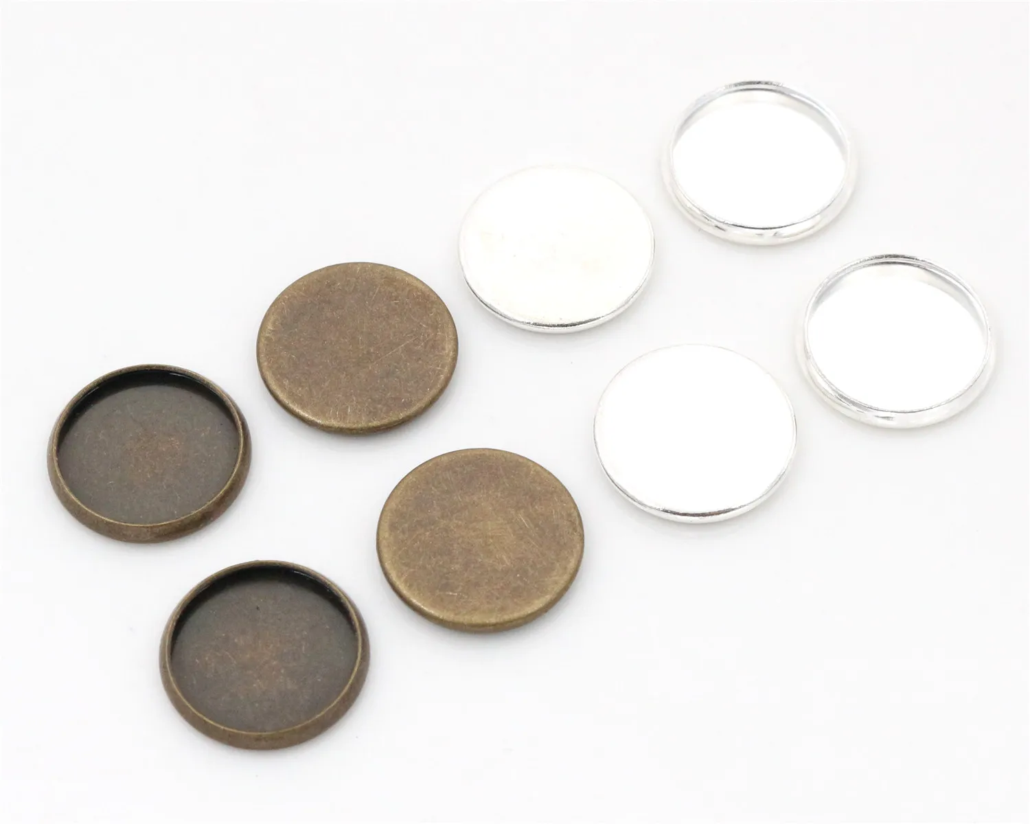 

20pcs/lot 12mm Inner Size Silver And Bronze Plated Brass Material Simple Style Cabochon Base Cameo Setting Charms Pendant Tray
