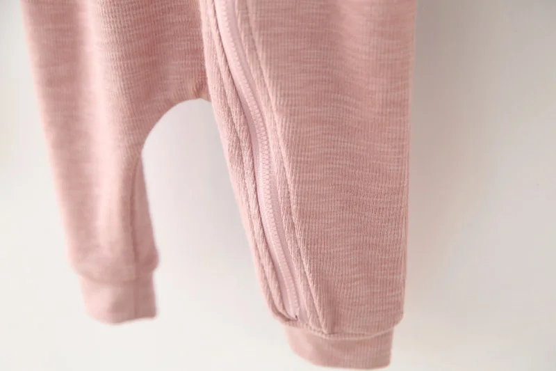 3436696053_2021731668