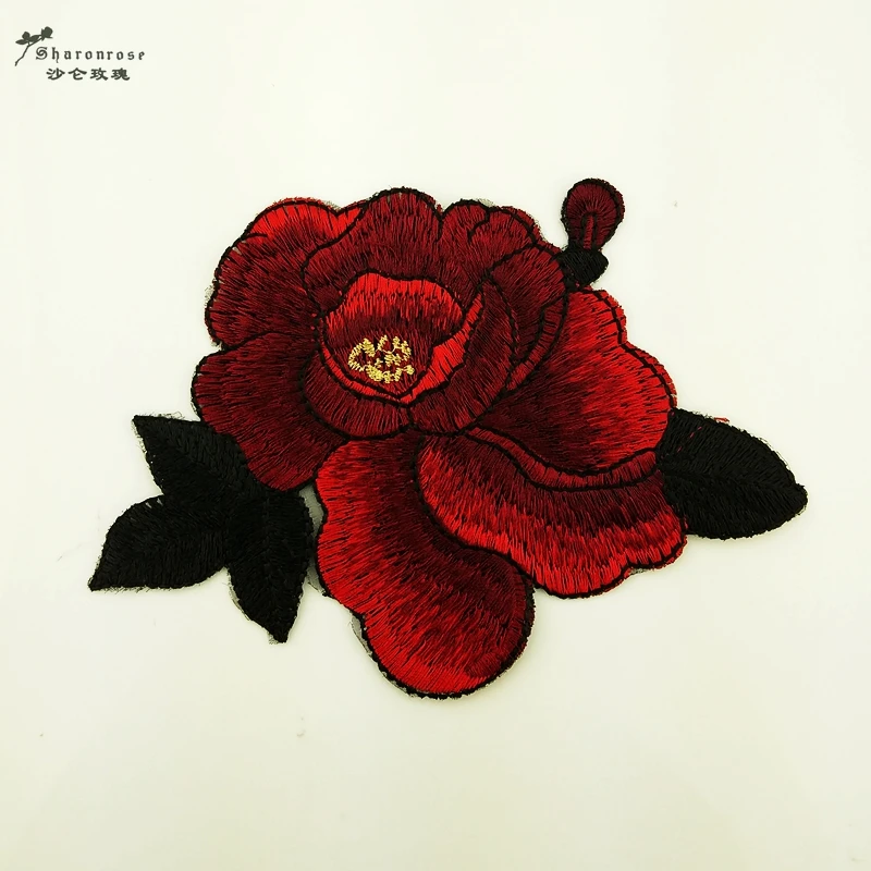 

1PCS 3D Embroidered garment Patch applique Sew-on Patch Rose Flower Clothes Sticker for wedding Clothing Decoration Accessories