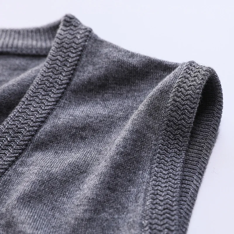 Новое поступление, мужской зимний эластичный Повседневный вязаный шерстяной жилет без рукавов с v-образным вырезом, чистый цвет, удобный мужской свитер, большой размер M-3XL