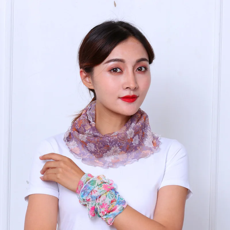 

Women Silk Neck Scarf Fashion 2019 Print Lady Chiffon Neckerchief Summer Sunscreen Scarf Female Foulard Hijab Face Mask