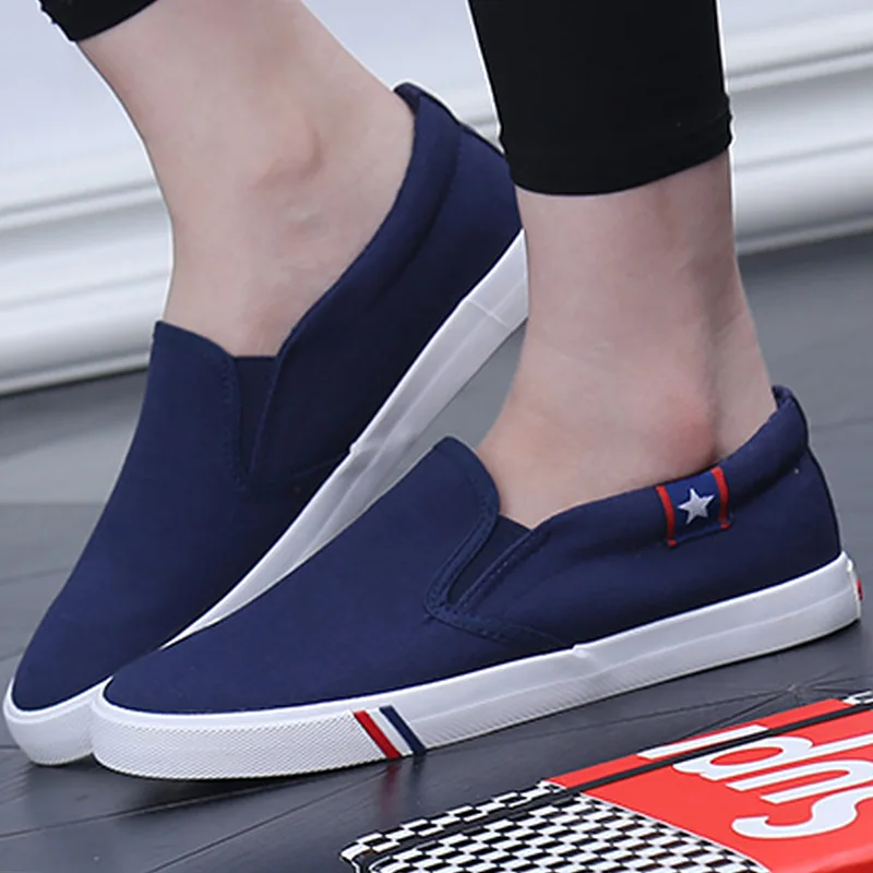 

Mens casual canvas shoes Size large 45/46/47 Fashion Men vulcanize shoes Antiskid Slip-on Soft Sneakers for boys