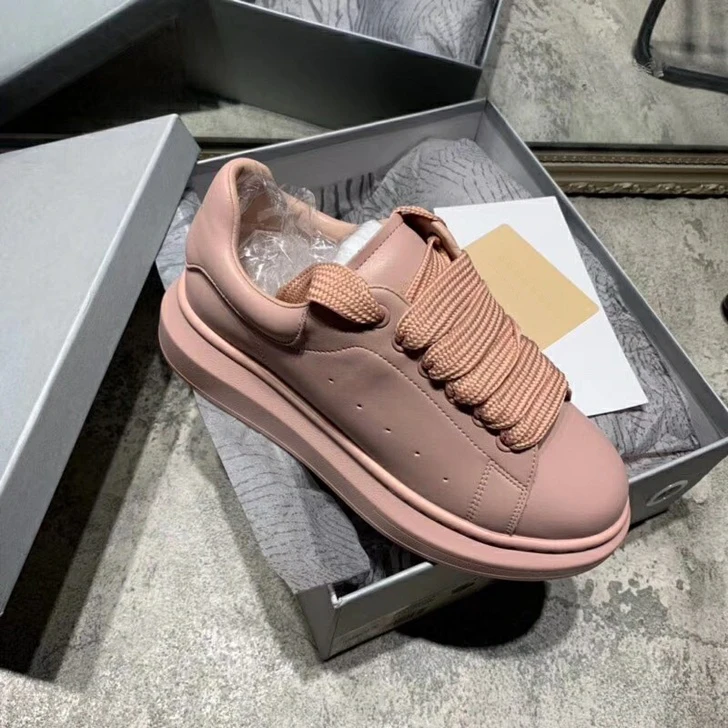 

Women's casual flat shoes 2019 spring autumn new thickening soles sneakers shoes wild designer top quality women's sports shoes