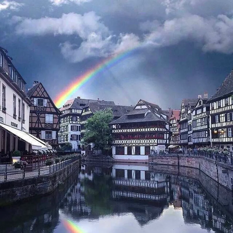 

Diamond Embroidery Purple romantic town in Strasbourg, France drill Square Mosaic pattern Diamond Painting Kit Diamond Photo art