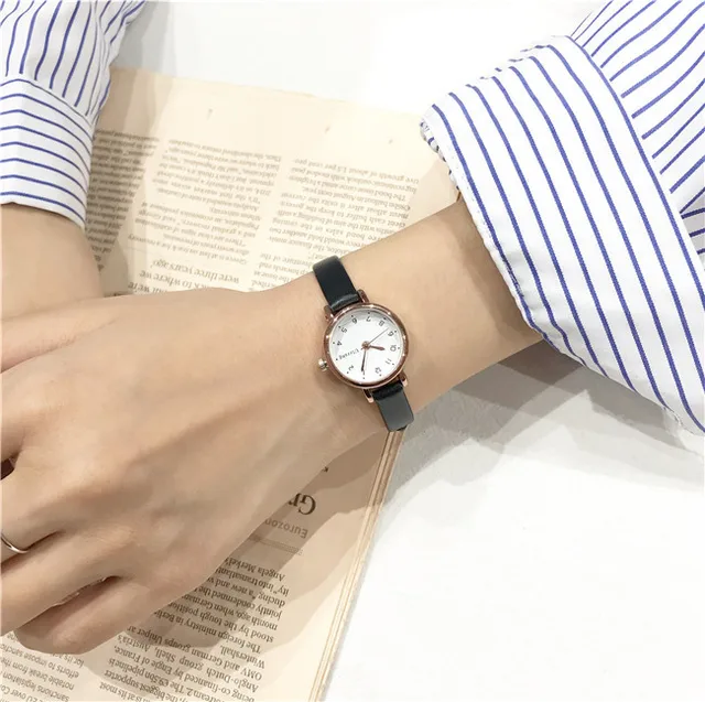 Designer quadrante piccolo orologio da donna bianco ulzzang marchio di moda  di lusso al quarzo orologi retrò femminili orologi da polso da donna in  pelle vintage|Women's Watches| - AliExpress