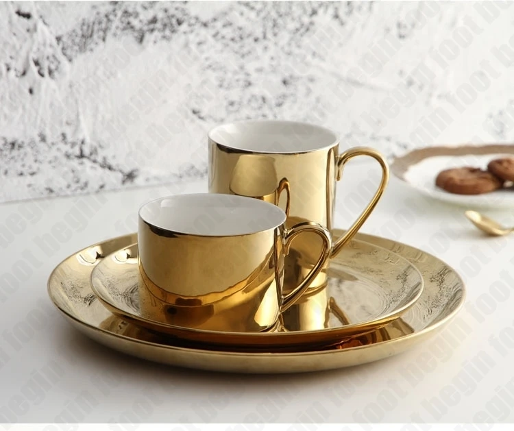 Золотой творческий набор в скандинавском стиле, покрытие керамики, костяного фарфора, чашка для кофе и молока с ложкой для посуды, высококачественный подарок на день рождения и любовь