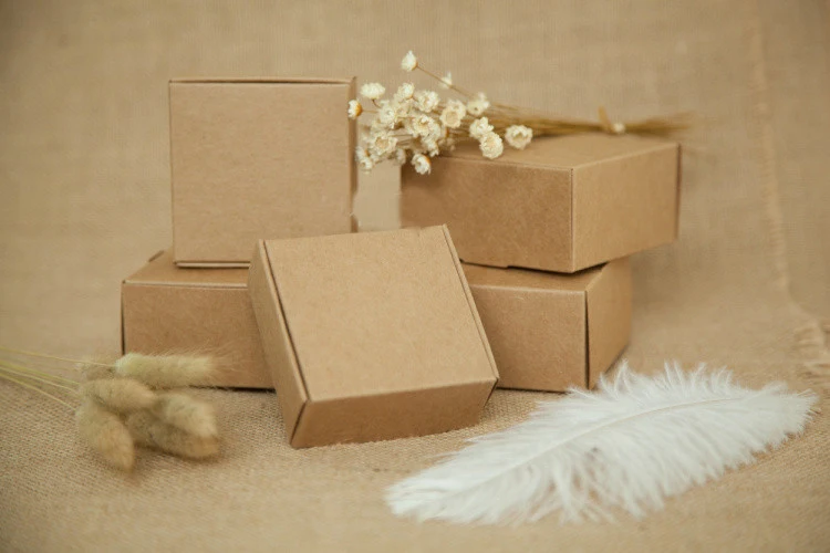 

50pcs 5.5*5.5*2.5cm Brown Gift Packaging Kraft Paper Box For Jewelry\Wedding\Candy\Crafts\Cake\Handmade Soap Packing boxes