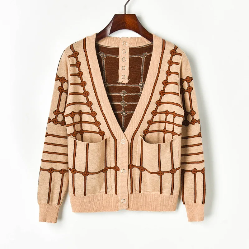 

Women Runway Knitted Cardigan 2019 Early Fall Rope Knot Pattern V-neck Covered Button Cardigan Female Khaki Sweater Knit Outwear