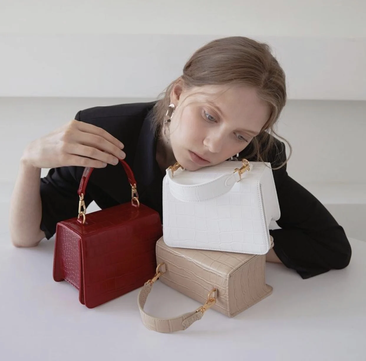 

Small Crocodile Chain Women Shoulder Bags Retro Box Hand-held Bill Female Handbags Allitator Apricot Crossbody Bags for Girls