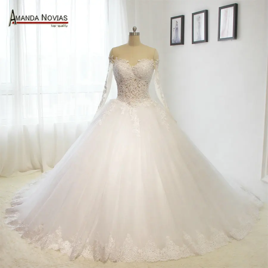 

2018 new arrival vestidos de casamento Off Shoulder Long Sleeve Lace Applique Nude Tulle See Through Back Wedding Dress