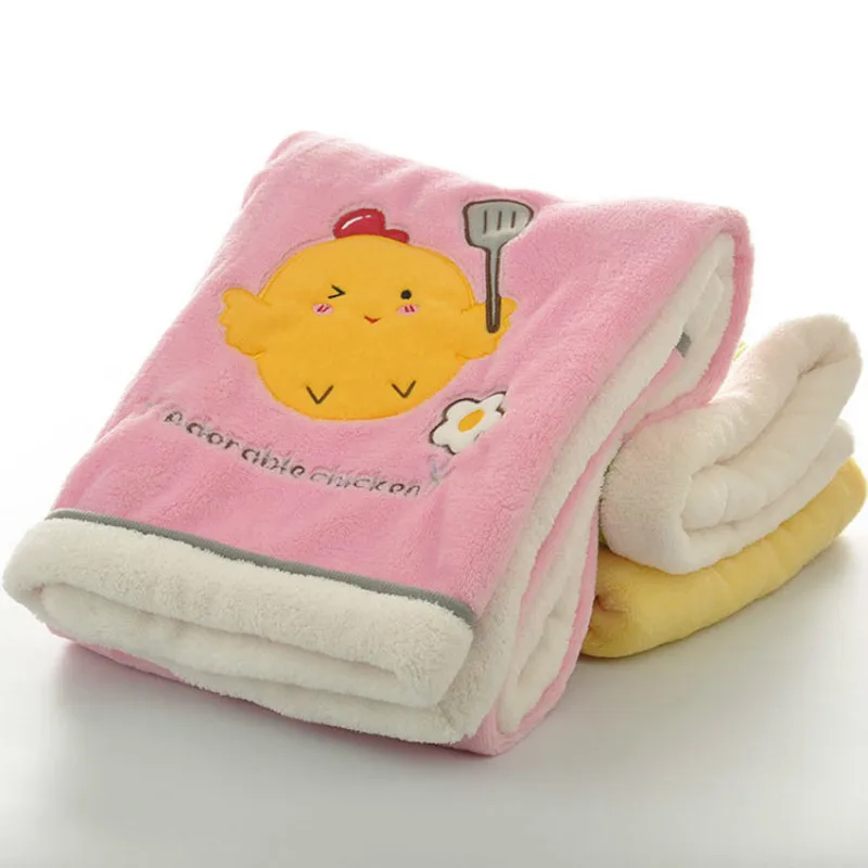 Новое поступление; детское фланелевое одеяло кораллового цвета; детское одеяло с вышивкой в виде цыпленка для новорожденных; постельные принадлежности