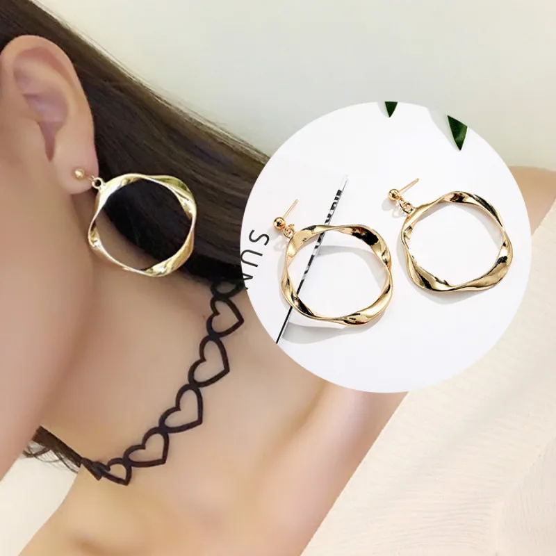 

New irregular ear jewelry personality simple wild exaggerated earrings female jewelry wholesale Earings Fashion Jewelry 2018