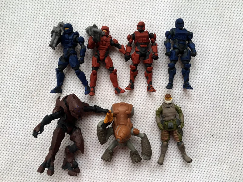 

KK01--Lots of 7pcs Halo 1-2" Height Action Figures Grunt Storm Zealot By Jada Loose