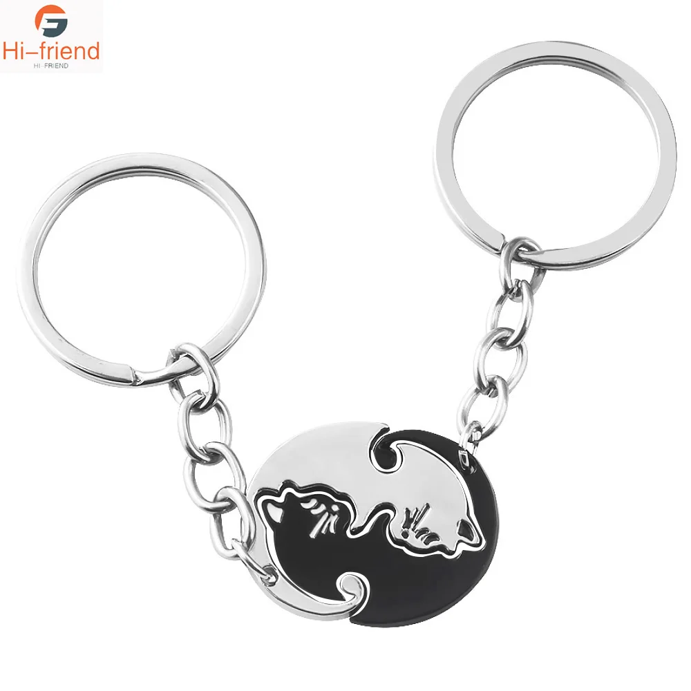 

A Pair Couples Keychain Black White Cute Cat Animal Pendants Keyring Valentine's Day Gift Women Men Jewelry Lover Accessories