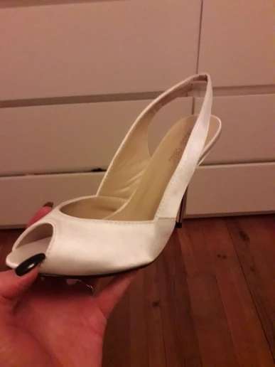 UTB8jaU4nJnJXKJkSaiyq6AhwXXa7