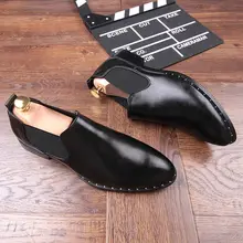 Black Soft leather Flats Handmade Spring Fall Driving Loafers Shoes Cozy Leisure Breathable Shoes Men Rivets Boats 2018 New Hot