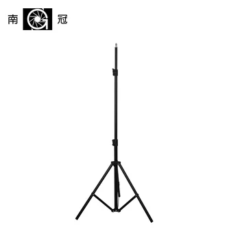 

Nanguang NG-L170 Lighting Stand Super affordable all-rounder lighting stand up to 5kg of load