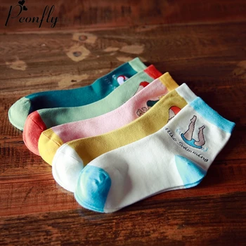 

Personality patterns Creative cartoon women Happy cotton socks Lively and lovely warm ladies socks 5 pairs/lot