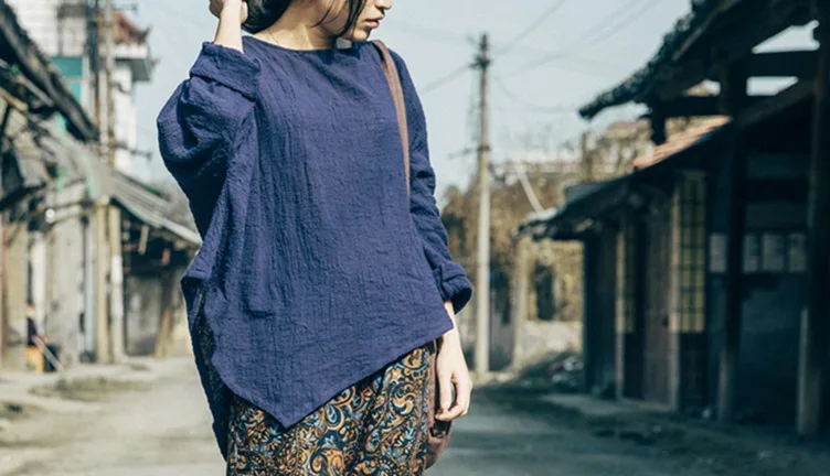 

2016 new women's cotton hemp blue original unique irregular hem shirt. S146
