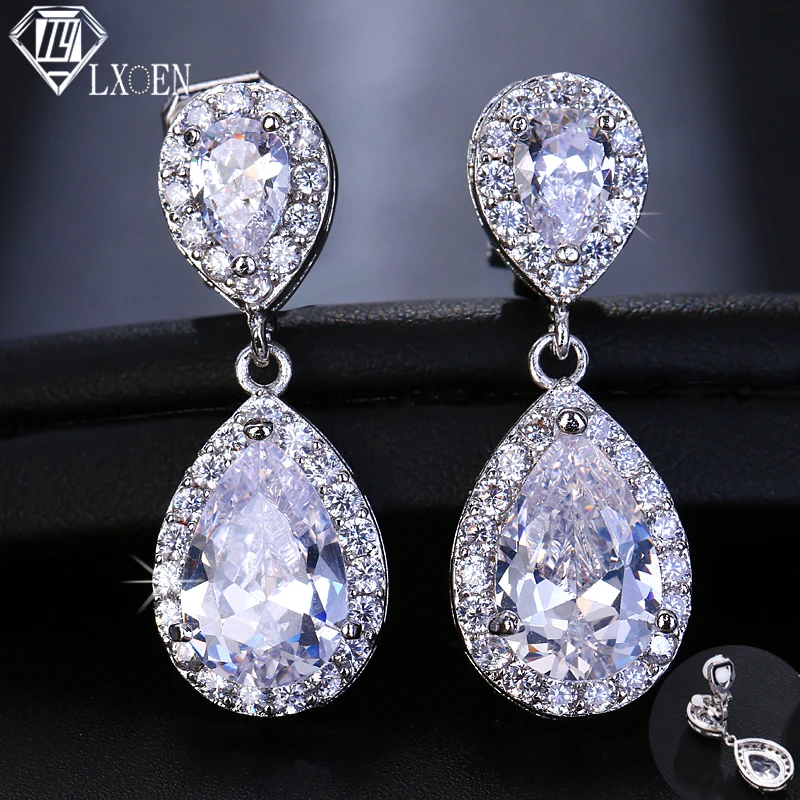 Moda de lujo Brillante Brillante Pera Cortada Circón CZ diamantes de imitación pendientes de color blanco