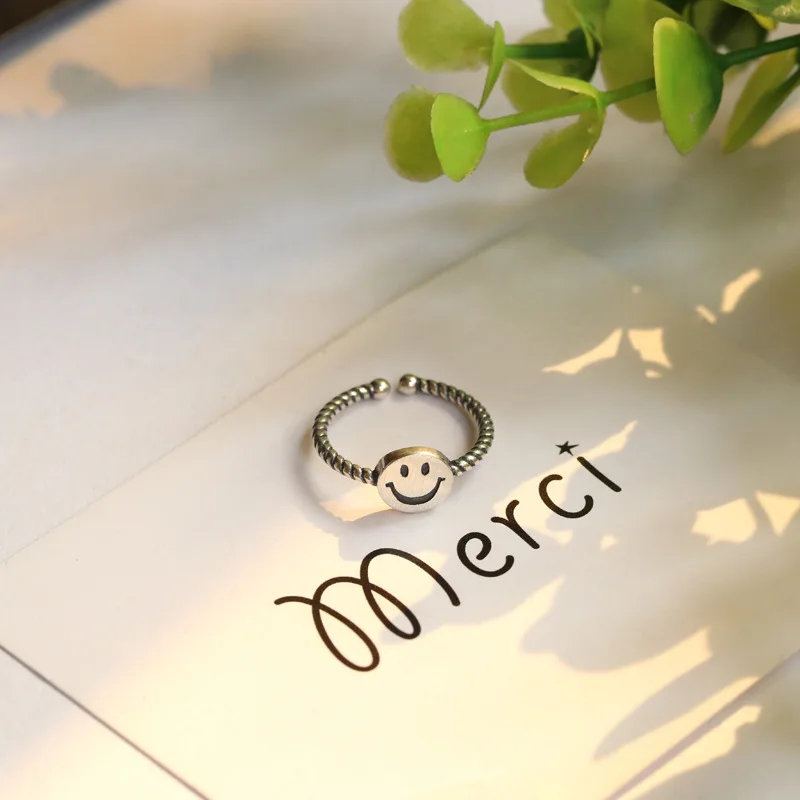 

Smiling Face Twisted 925 Sterling Silver Adjustable Ring