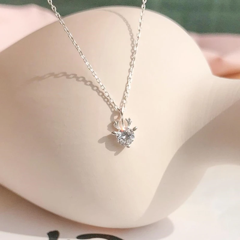 

Sparkling Zirconium Elk Clavicle Chain Short Gift Simple Student Forest 925 Sterling Silver Temperament Female Necklace SNE094